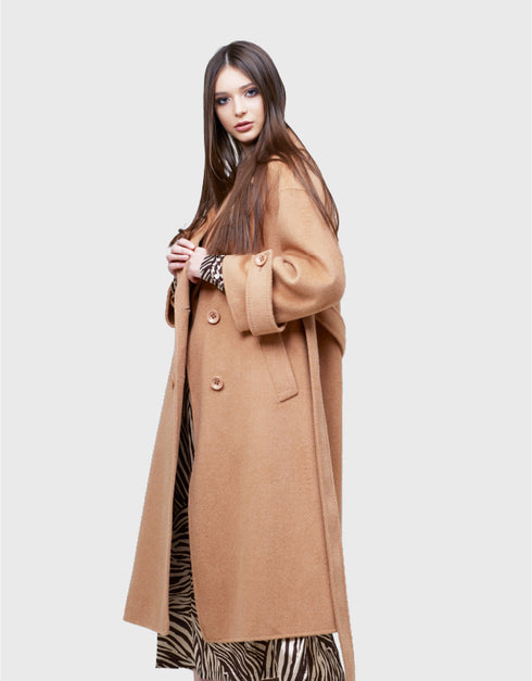 テーラードコート