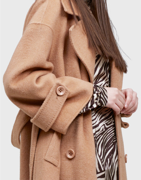 テーラードコート