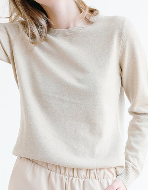 カシミアタッチニット