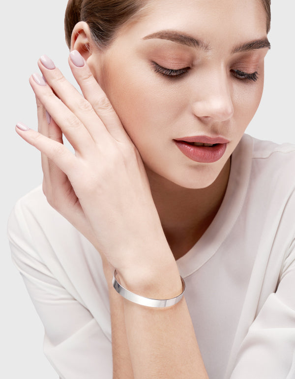 シルバーバングル