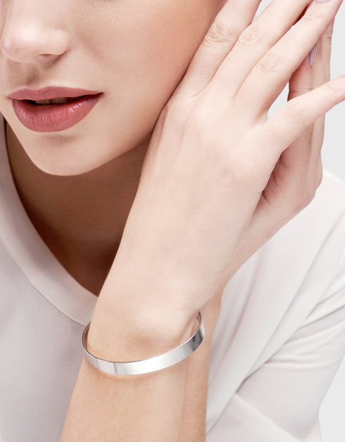 シルバーバングル