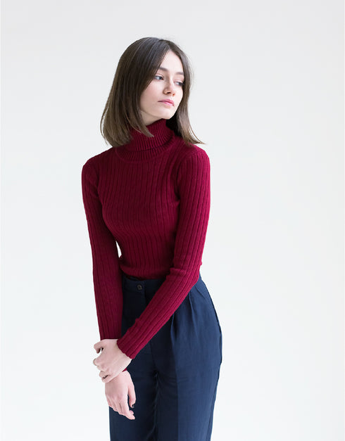 タートルネックセーター